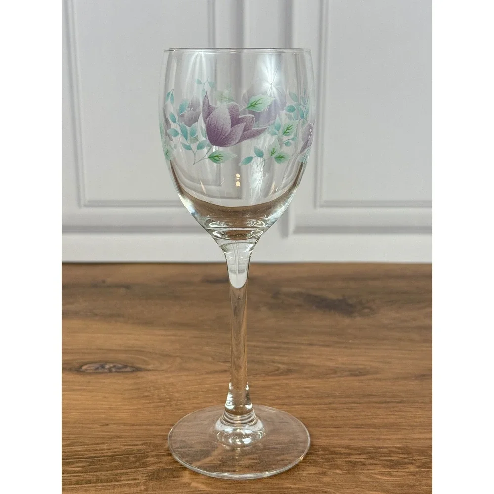 Vintage PAIR Arcopal Luminarc Madę in France Lavender Flower 9